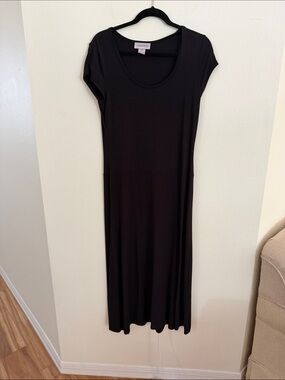Chadwicks Black Short Sleeve Maxi Scoop Dress